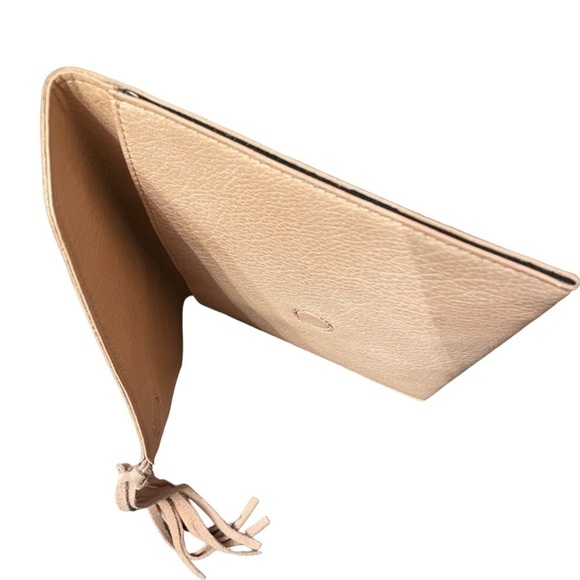 Street Level Envelope Tassel Clutch - Picture 4 of 5